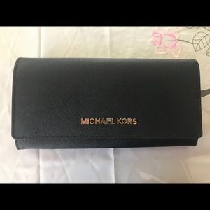 Michael Kors wallet
